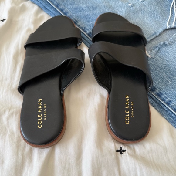 Cole Haan Women's Black Slide Sandals Size 5 - Picture 3 of 4